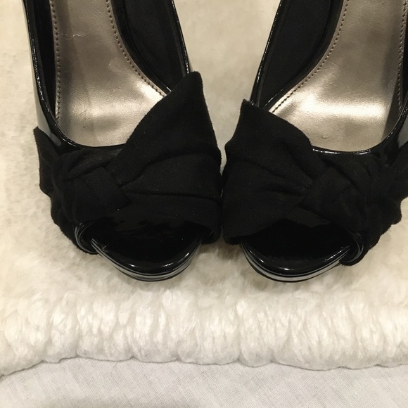 Suede & Black Patent Leather Heels - Picture 1 of 7